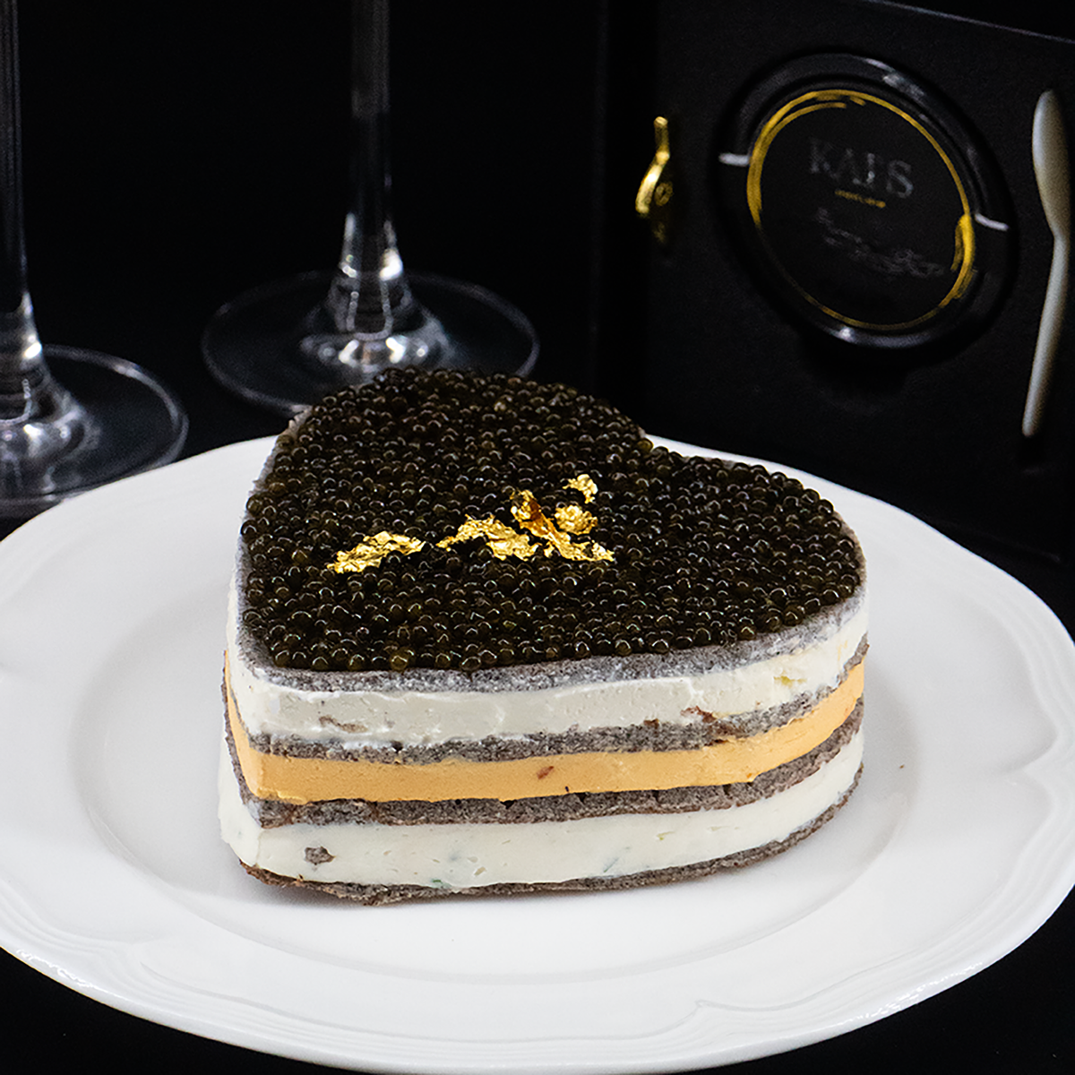 蕎麥可麗餅魚子醬蛋糕 Caviar Cake