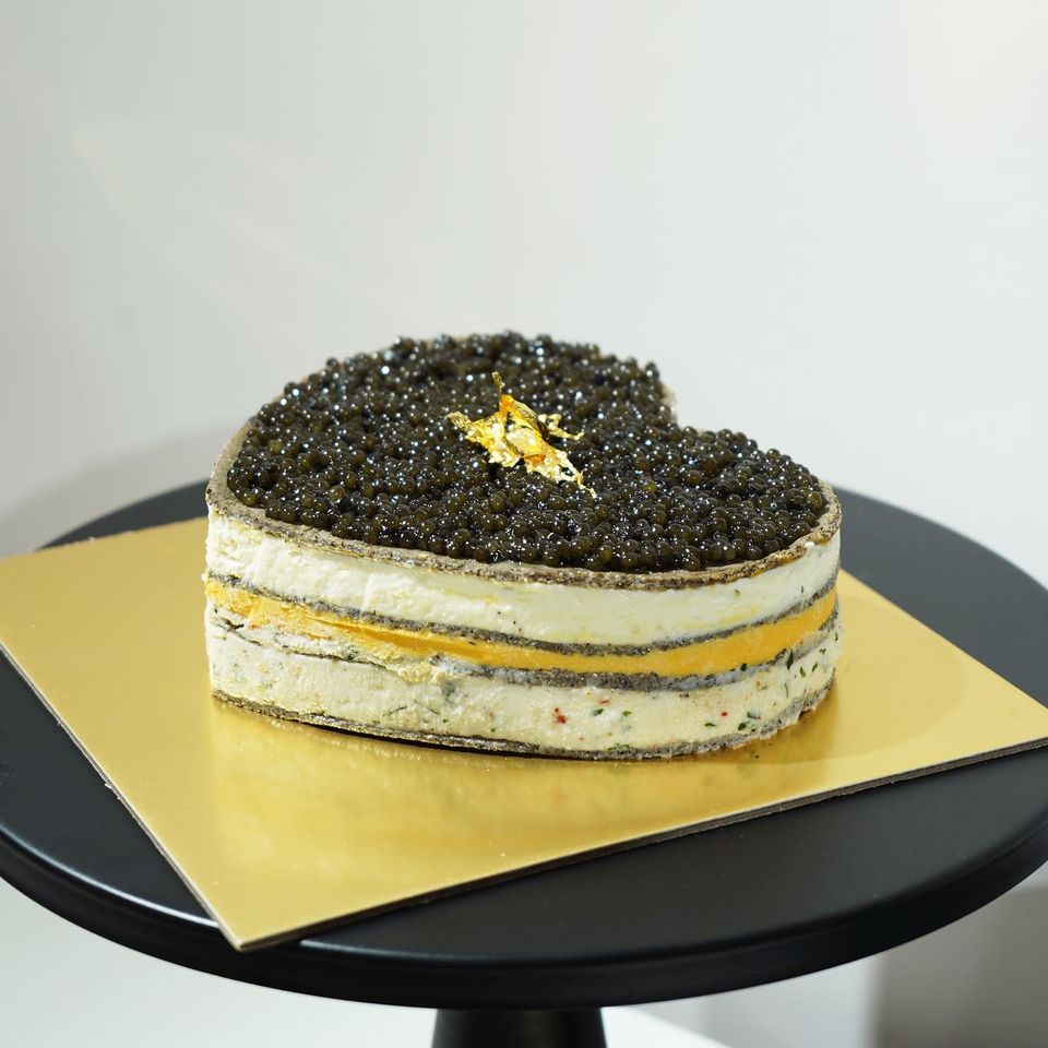 蕎麥可麗餅魚子醬蛋糕 Caviar Cake